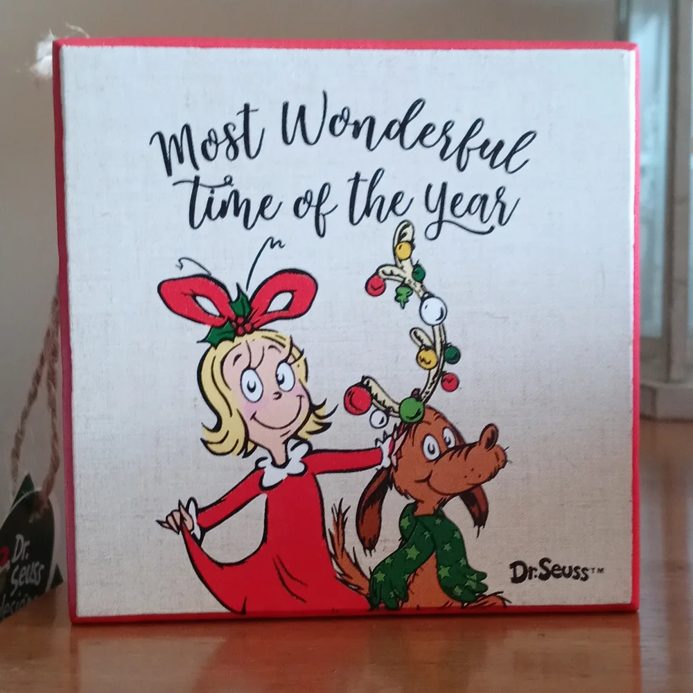 Cindy Lou and max wall decor